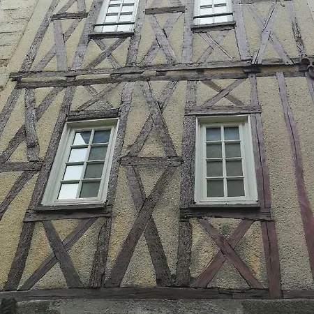Les Regrattiers Apartment *